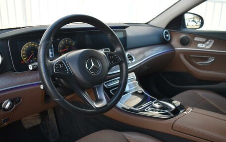 Mercedes-Benz E-Класс, 2016 год, 3 323 000 рублей, 13 фотография