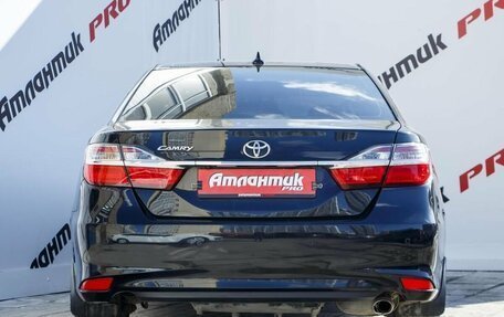 Toyota Camry, 2017 год, 2 620 000 рублей, 9 фотография