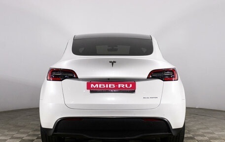 Tesla Model Y I, 2020 год, 4 699 789 рублей, 6 фотография