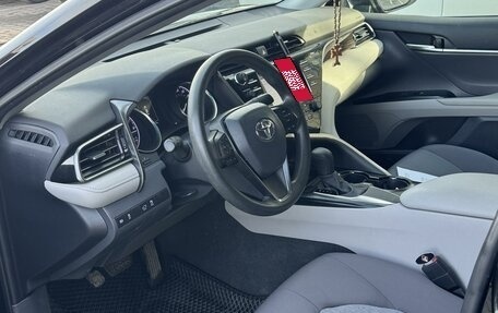 Toyota Camry, 2020 год, 2 800 000 рублей, 5 фотография