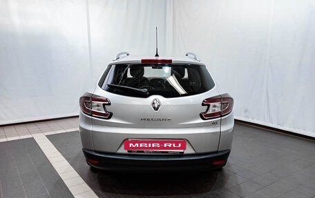 Renault Megane III, 2010 год, 798 000 рублей, 6 фотография