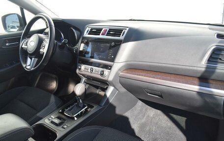 Subaru Outback IV рестайлинг, 2015 год, 2 990 000 рублей, 9 фотография