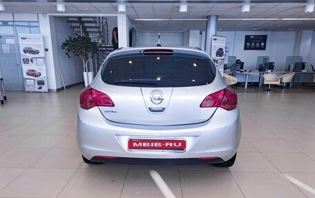 Opel Astra J, 2011 год, 797 000 рублей, 6 фотография