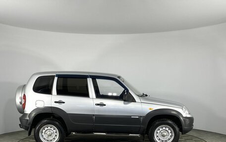 Chevrolet Niva I рестайлинг, 2011 год, 695 000 рублей, 11 фотография