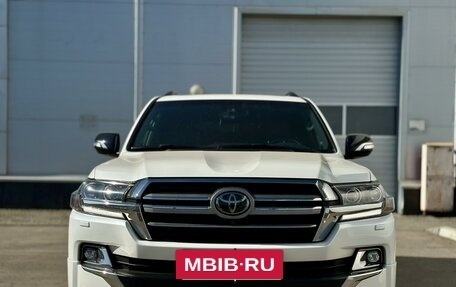 Toyota Land Cruiser 200, 2020 год, 9 800 000 рублей, 2 фотография