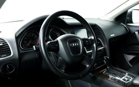 Audi Q7, 2006 год, 1 345 000 рублей, 13 фотография