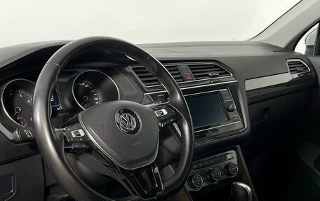 Volkswagen Tiguan II, 2018 год, 2 897 000 рублей, 14 фотография