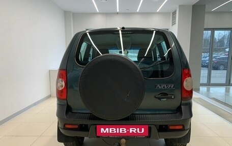 Chevrolet Niva I рестайлинг, 2018 год, 900 000 рублей, 5 фотография