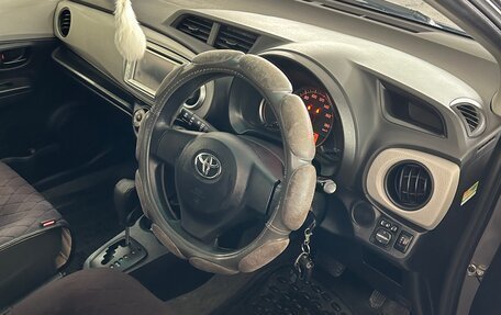 Toyota Vitz, 2013 год, 660 000 рублей, 11 фотография
