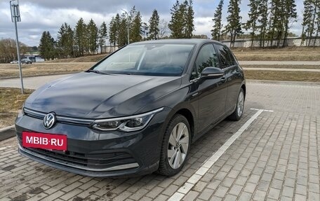 Volkswagen Golf VIII, 2020 год, 2 225 000 рублей, 2 фотография