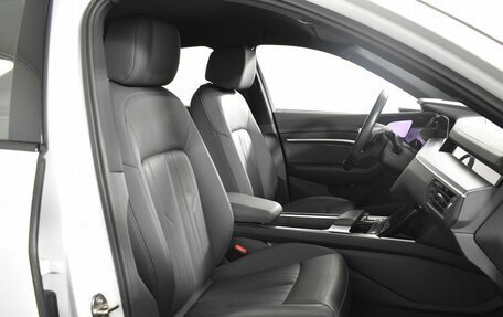 Audi e-tron I, 2020 год, 5 400 000 рублей, 15 фотография