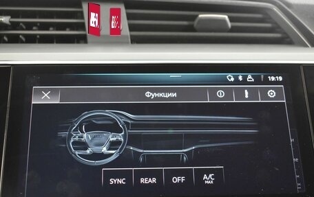 Audi e-tron I, 2020 год, 5 400 000 рублей, 32 фотография