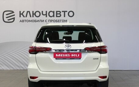 Toyota Fortuner II, 2022 год, 5 149 000 рублей, 6 фотография