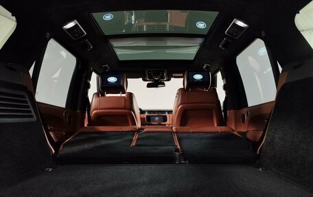 Land Rover Range Rover IV рестайлинг, 2015 год, 4 959 000 рублей, 17 фотография