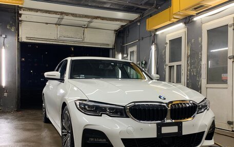 BMW 3 серия, 2019 год, 3 550 000 рублей, 22 фотография