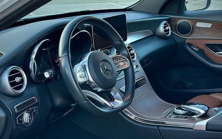 Mercedes-Benz C-Класс, 2018 год, 3 310 000 рублей, 13 фотография
