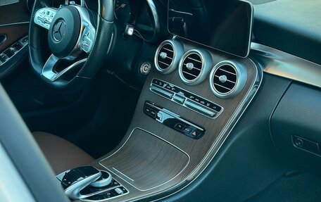 Mercedes-Benz C-Класс, 2018 год, 3 310 000 рублей, 10 фотография