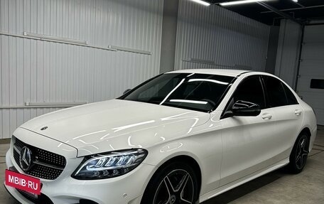 Mercedes-Benz C-Класс, 2018 год, 3 310 000 рублей, 7 фотография