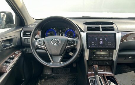 Toyota Camry, 2017 год, 2 597 000 рублей, 5 фотография