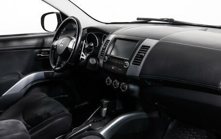 Mitsubishi Outlander III рестайлинг 3, 2010 год, 1 297 555 рублей, 12 фотография