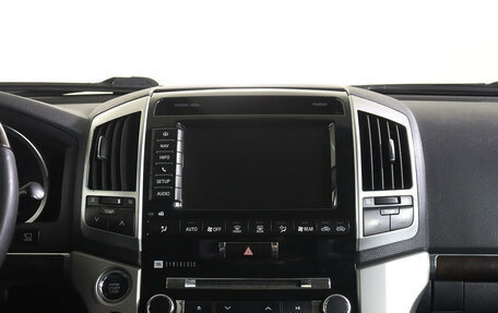 Toyota Land Cruiser 200, 2012 год, 4 150 000 рублей, 21 фотография