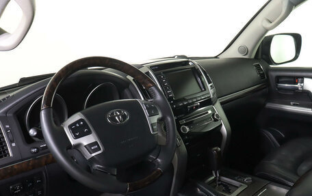 Toyota Land Cruiser 200, 2012 год, 4 150 000 рублей, 12 фотография