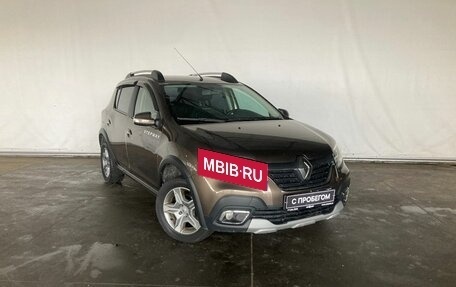 Renault Sandero II рестайлинг, 2019 год, 1 260 000 рублей, 2 фотография