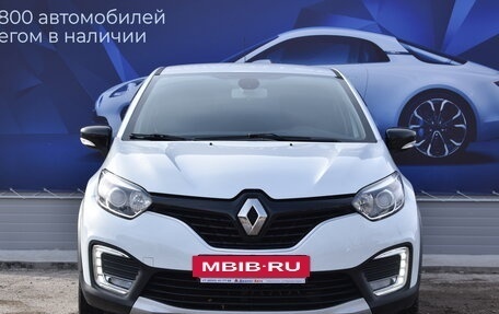 Renault Kaptur I рестайлинг, 2019 год, 1 850 000 рублей, 9 фотография