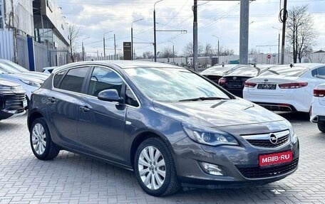 Opel Astra J, 2011 год, 1 049 900 рублей, 1 фотография