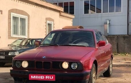 BMW 5 серия, 1993 год, 145 000 рублей, 1 фотография
