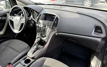 Opel Astra J, 2011 год, 1 049 900 рублей, 10 фотография