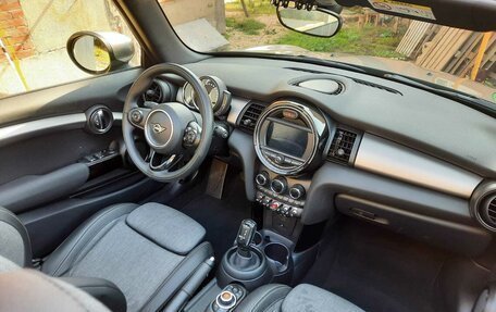 MINI Cabrio, 2019 год, 2 440 000 рублей, 9 фотография