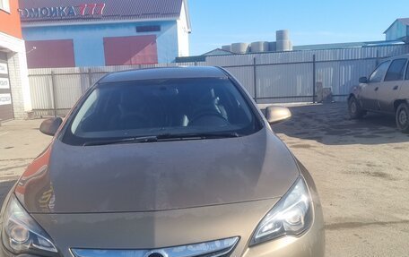 Opel Astra J, 2013 год, 1 190 000 рублей, 4 фотография