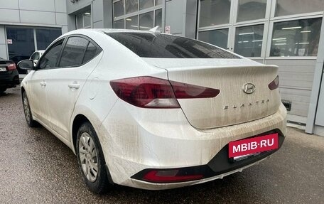 Hyundai Elantra VI рестайлинг, 2019 год, 1 750 000 рублей, 3 фотография