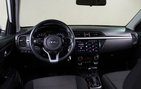 KIA Rio IV, 2019 год, 1 699 000 рублей, 6 фотография