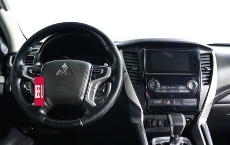 Mitsubishi Pajero Sport III рестайлинг, 2019 год, 4 199 000 рублей, 12 фотография