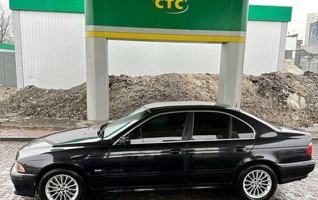 BMW 5 серия, 2001 год, 750 000 рублей, 8 фотография