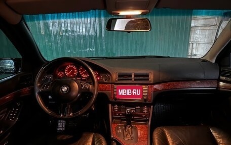 BMW 5 серия, 2001 год, 750 000 рублей, 11 фотография