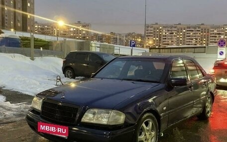 Mercedes-Benz C-Класс, 1996 год, 310 000 рублей, 3 фотография