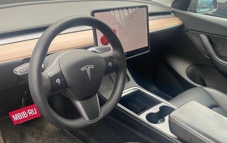 Tesla Model Y I, 2021 год, 4 699 000 рублей, 5 фотография