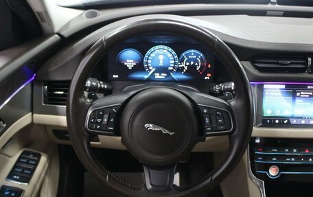 Jaguar XF II, 2017 год, 3 360 000 рублей, 17 фотография