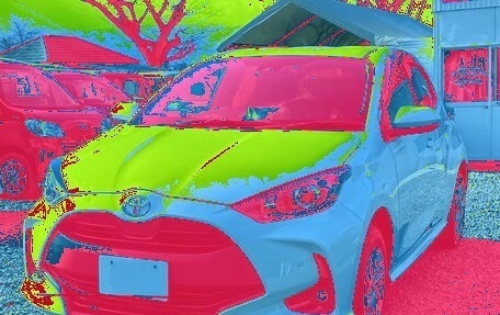 Toyota Yaris III рестайлинг, 2020 год, 1 200 000 рублей, 8 фотография