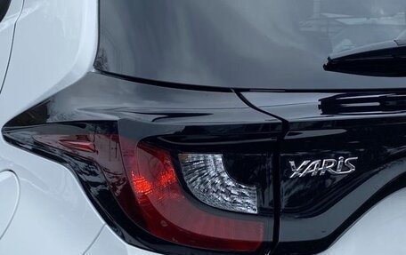Toyota Yaris III рестайлинг, 2020 год, 1 200 000 рублей, 17 фотография