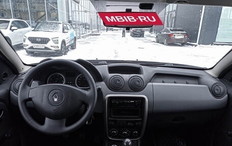 Renault Duster I рестайлинг, 2014 год, 830 000 рублей, 14 фотография