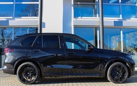BMW X5 M, 2024 год, 18 900 000 рублей, 7 фотография