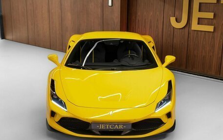 Ferrari F8, 2021 год, 35 000 000 рублей, 4 фотография