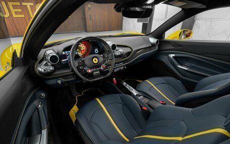 Ferrari F8, 2021 год, 35 000 000 рублей, 23 фотография
