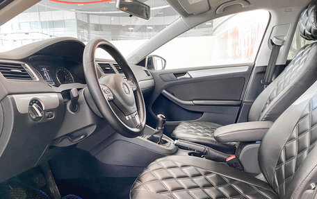 Volkswagen Jetta VI, 2013 год, 1 250 000 рублей, 16 фотография