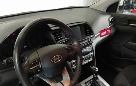 Hyundai Elantra VI рестайлинг, 2020 год, 2 040 000 рублей, 8 фотография