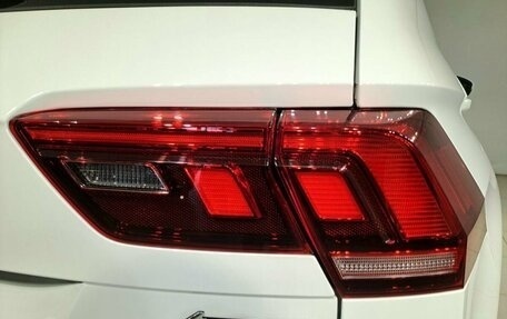 Volkswagen Tiguan II, 2021 год, 3 900 000 рублей, 22 фотография